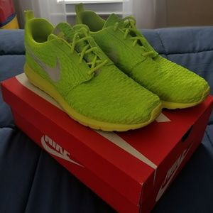 Nike Roshe Run Flyknit